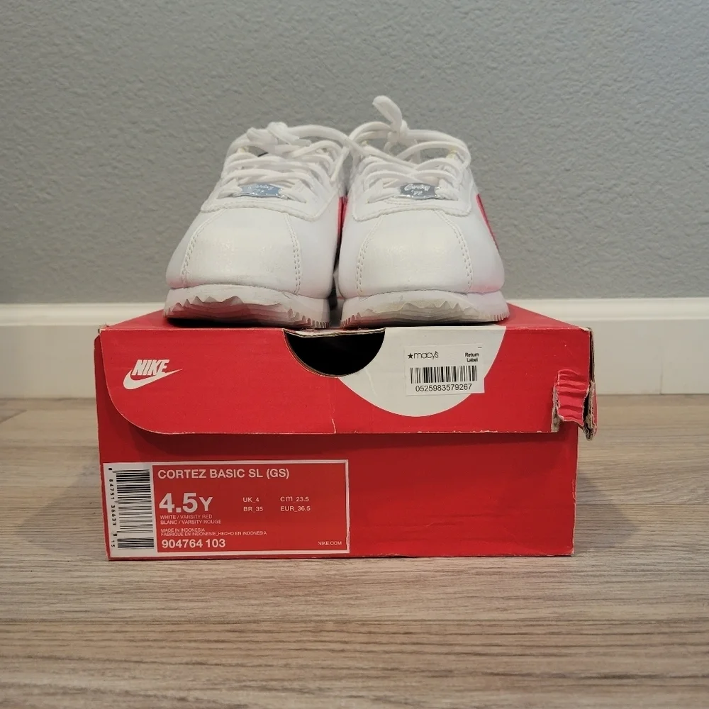 Nike Cortez Basic SL Shoes